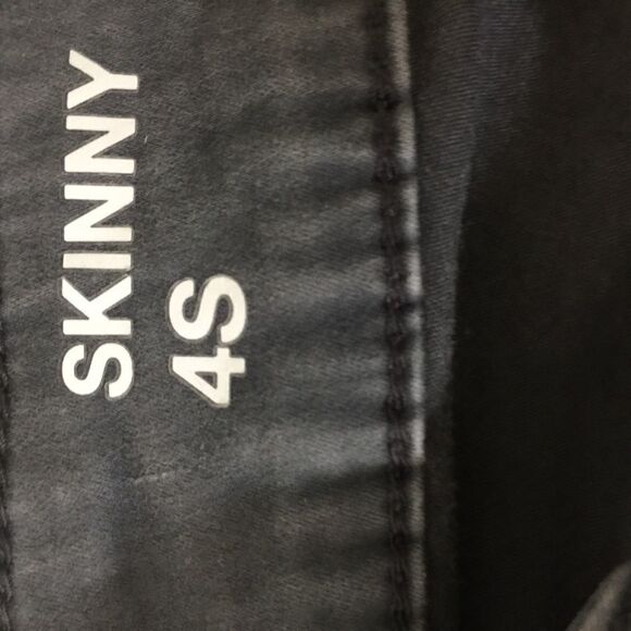 Sonoma stretch skinny Jeans!  - Picture 4 of 6